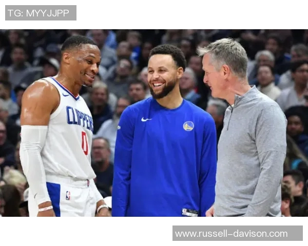 勇士不敌快船，遭遇三连败：战术失误还是对手太强？