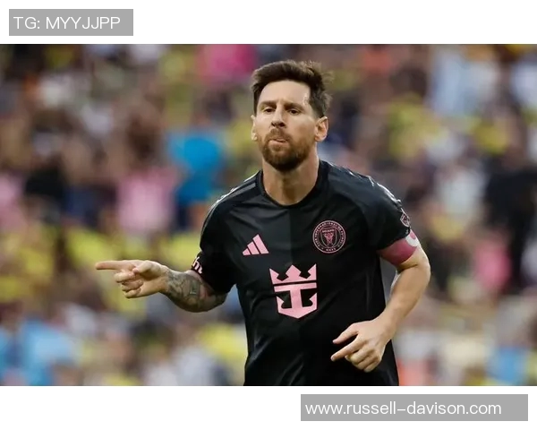 尤文图斯主场大胜马赛，梅西贡献帽子戏法继续领跑射手榜